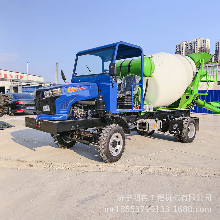 农用小四驱搅拌罐车490发动机动力 水泥搅拌运输农田建设浇筑罐车