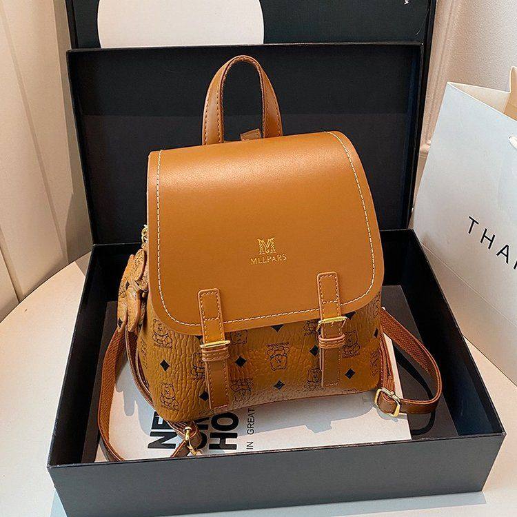 英伦通勤学院风皮质双肩包休闲时尚女百搭皮包大学生书包复古背包