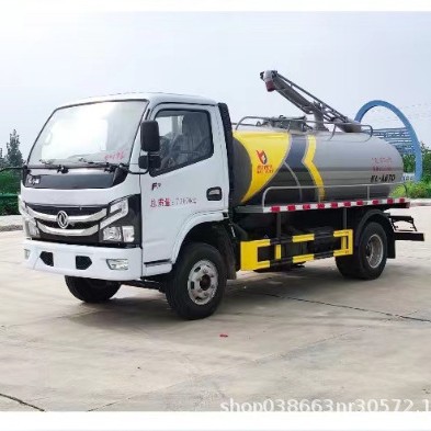 东风小多利卡吸粪吸污化粪池