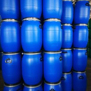 60升塑桶法兰圆桶抱箍60KG化工桶XZM水耐桶酸料碱桶密封液桶绿色