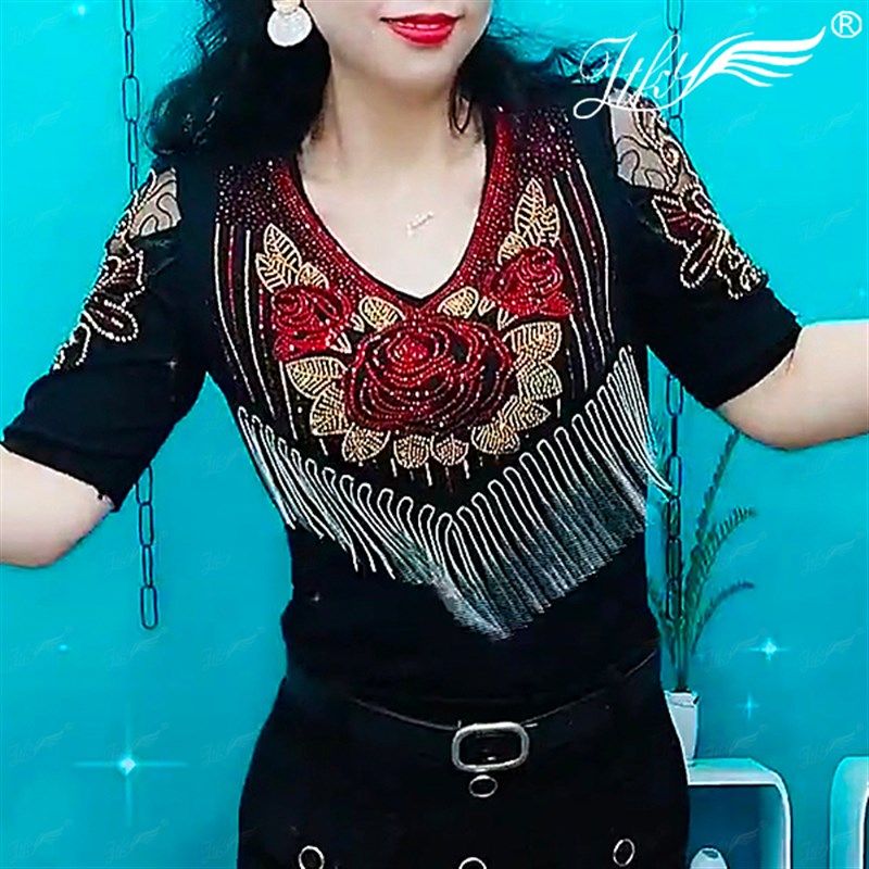 亮钻T恤短袖女2025新款修身重工烫钻流苏V领洋气玫瑰打底衫上衣女