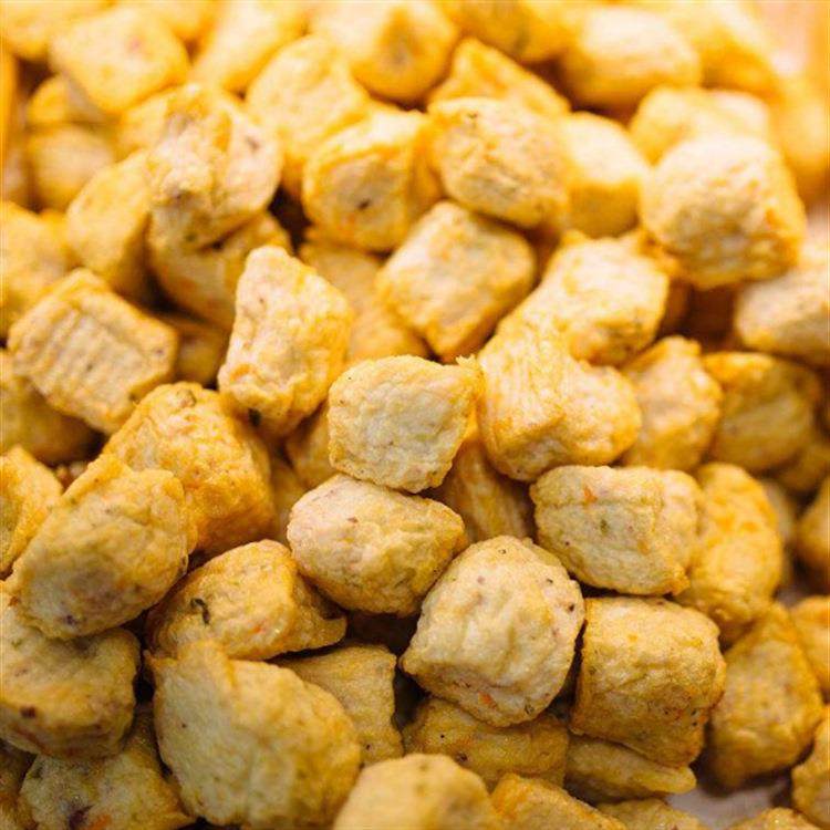 小型兰花豆腐串油炸机 火锅快餐素食 五香鱼豆腐块全自动加工设备