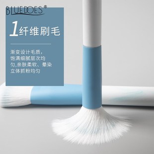 新款花漾晴空12支化妆刷套装沧州实木柄超柔软点彩刷散粉刷粉底刷