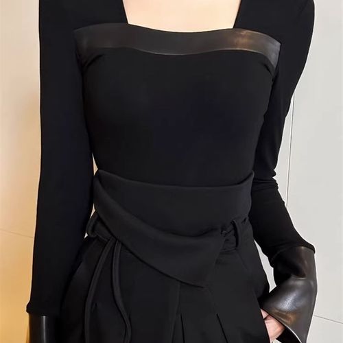 方领打底衫女秋季修身显瘦高级感内搭垫肩长袖上衣韩系氛围感穿搭