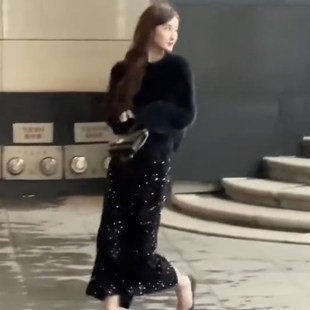 包臀直筒黑色亮片闪闪开衩半身裙子女春 丝绒中长款 2023秋冬季 新款