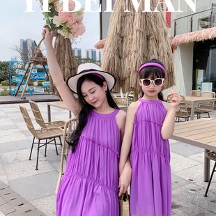 三亚海滩特别的亲子装沙滩海边度假高端炸街亲子装2024夏季连衣裙