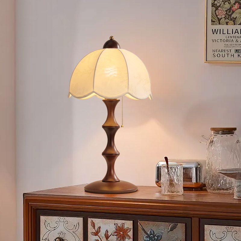 法式复古台灯中古风高级感卧室床头客厅书房装饰氛围简约实木灯具