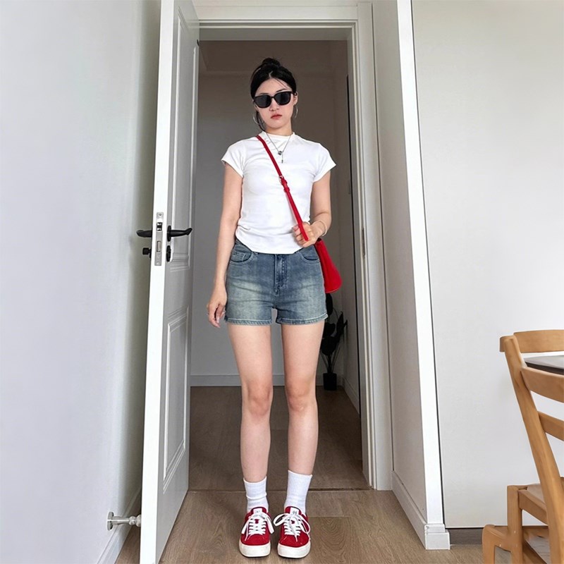 特大码女装胖mm美式复古蓝色牛仔短裤女高腰显瘦百搭a字热裤