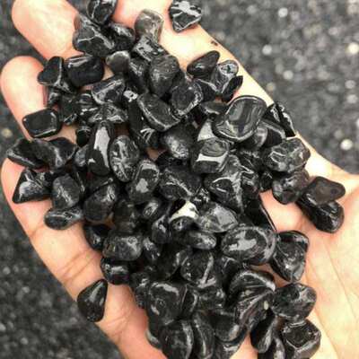 黑色石米供应 黑色机制石米透水地坪石 景观造景石米材料洗米石