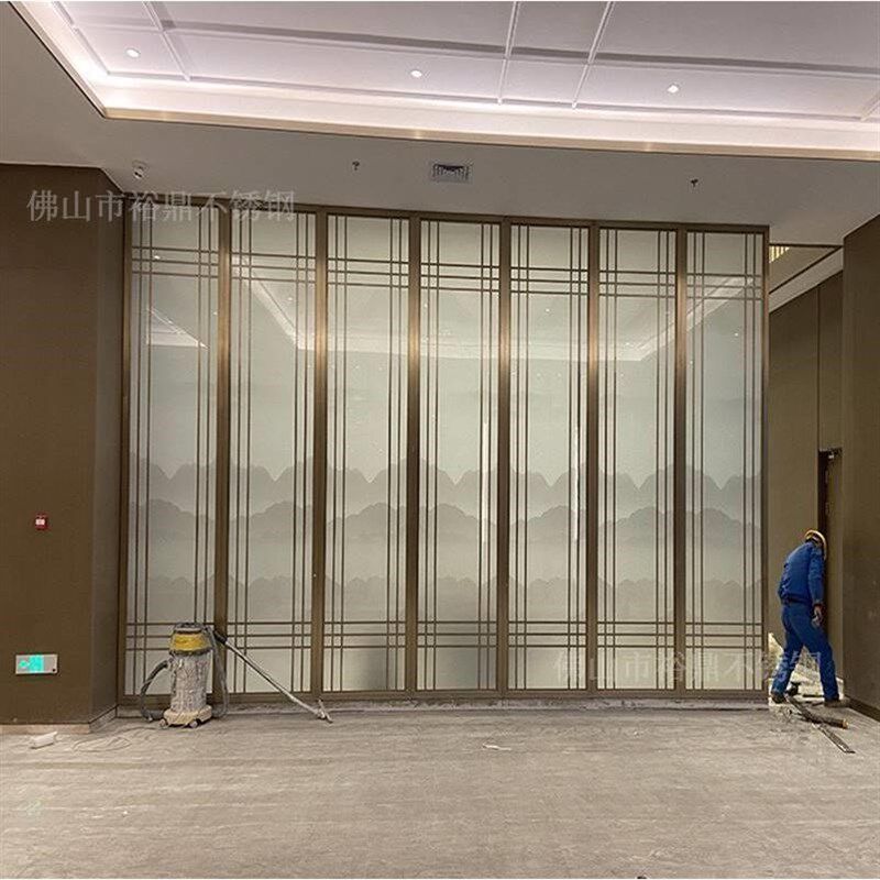 不锈钢隔断屏风玻璃金属雕花客厅隔断屏风别墅装饰墙花格玄关定制