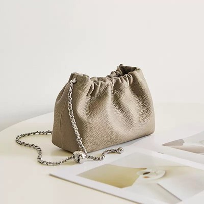 新款togo头层牛皮云朵包腋下单肩包链条斜挎包真皮女包单肩褶皱包