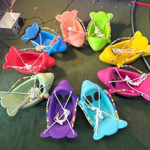 电动游乐旋转木马秋千鱼静电烤漆多颜色组合广场摆摊夜市