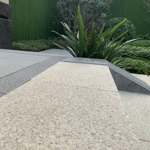 广场砖人行道车行地铺石陶瓷PC砖PC仿石砖pc砖生态地铺石花园陶瓷