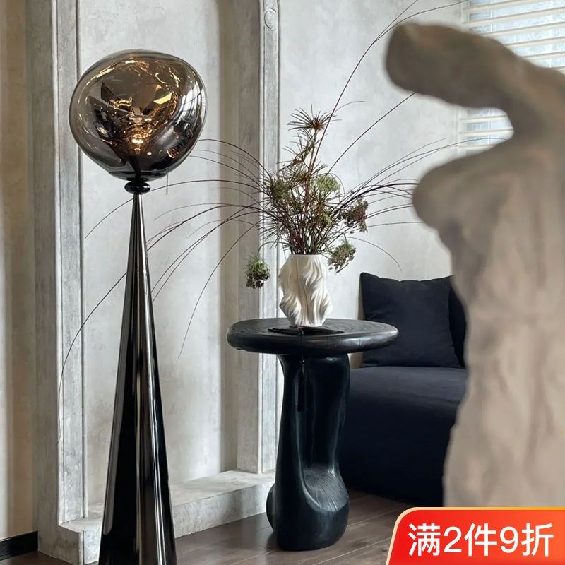 高级感熔岩落地灯后现代轻奢客厅卧室书房装饰创意氛围意式