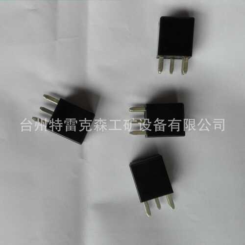 供应TR50特雷克是原厂件 TEREX parts 20020284继电器