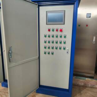 桥梁自动喷淋系统夏季箱梁翼板喷水装置现浇连续梁喷淋道轨台车