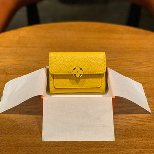 卡包女小巧精致高档黄色招财真皮网红高端卡夹小众2021新款多卡位