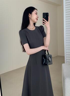 Ft Guoge Gogejia灰色连衣裙2025夏季新款腰部修身Look女神风格圆