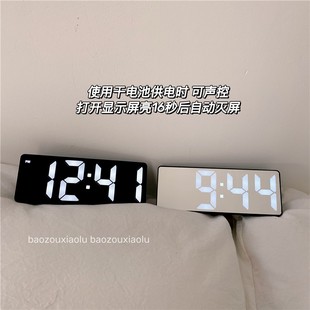 日系简约黑白镜面LED声控闹钟宿舍床头桌面数字钟温度日历电子钟