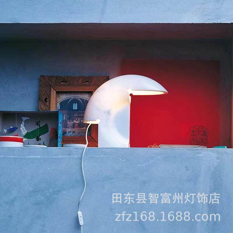 现代简约北欧红色LED装饰台灯树脂大理石创意卧室床头灯