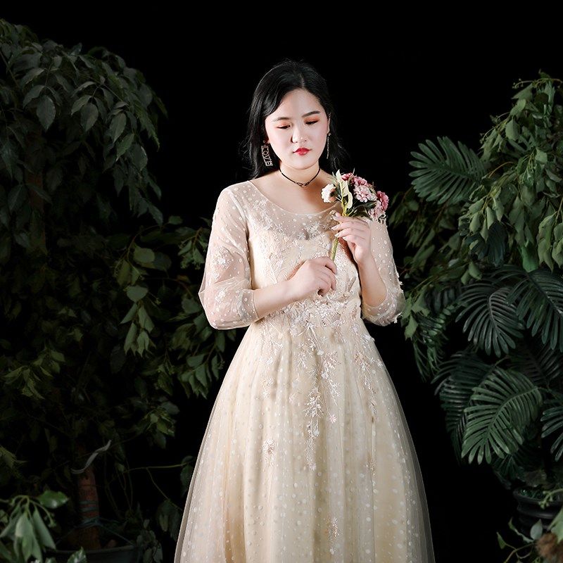 大码胖mm宴会晚礼服年会2025新款轻奢女伴娘服平时可穿香槟色主持