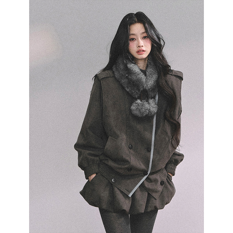 双排扣外套花苞半身裙两件套