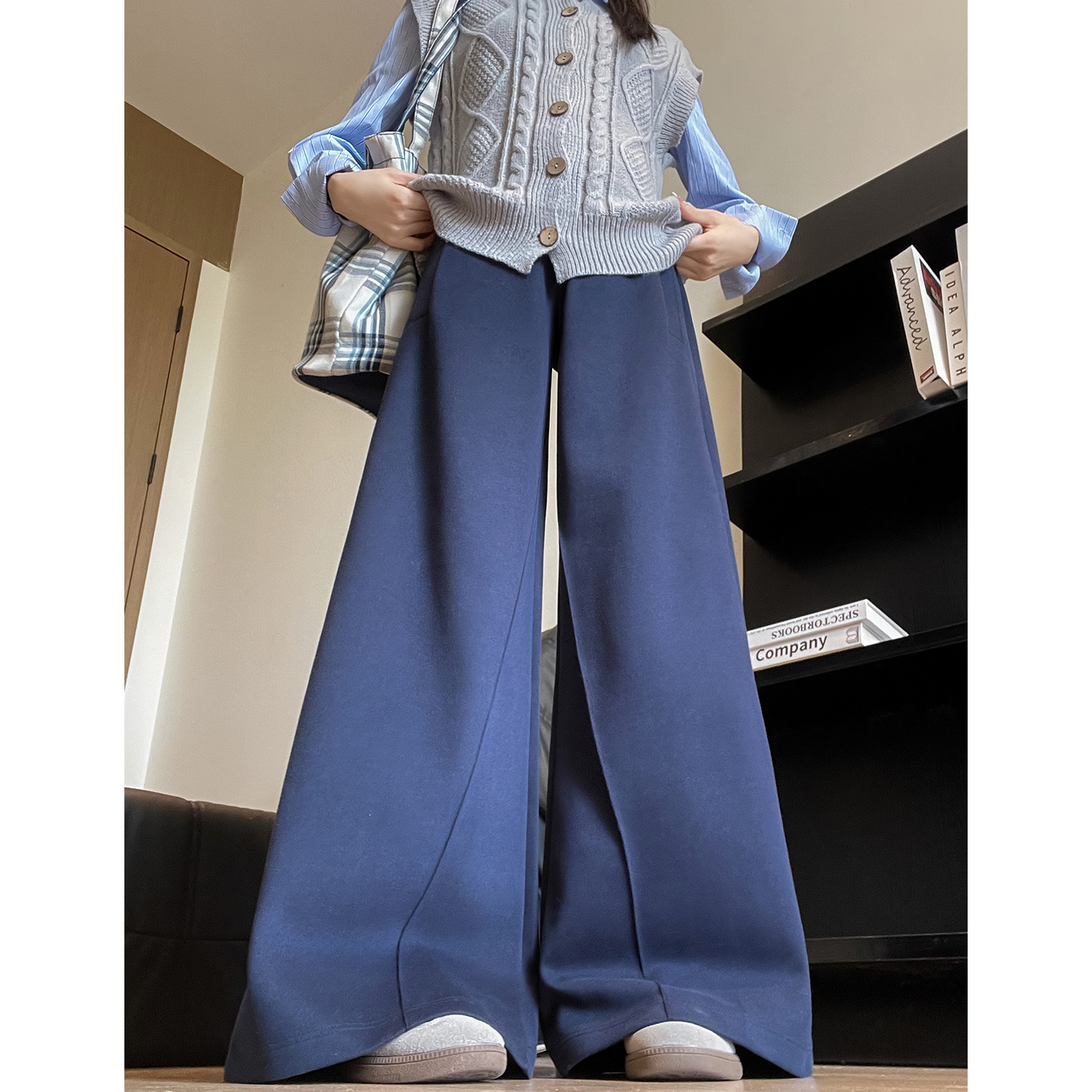 藏青色运动阔腿裤女2025春秋新款高腰宽松西装直筒休闲弯刀运动裤