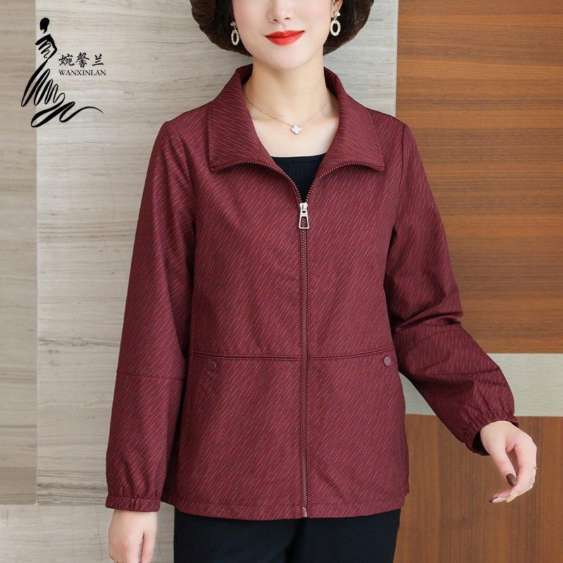 中老年妈妈春装薄款夹克外套女短款休闲小个子宽松百搭时尚外衣女