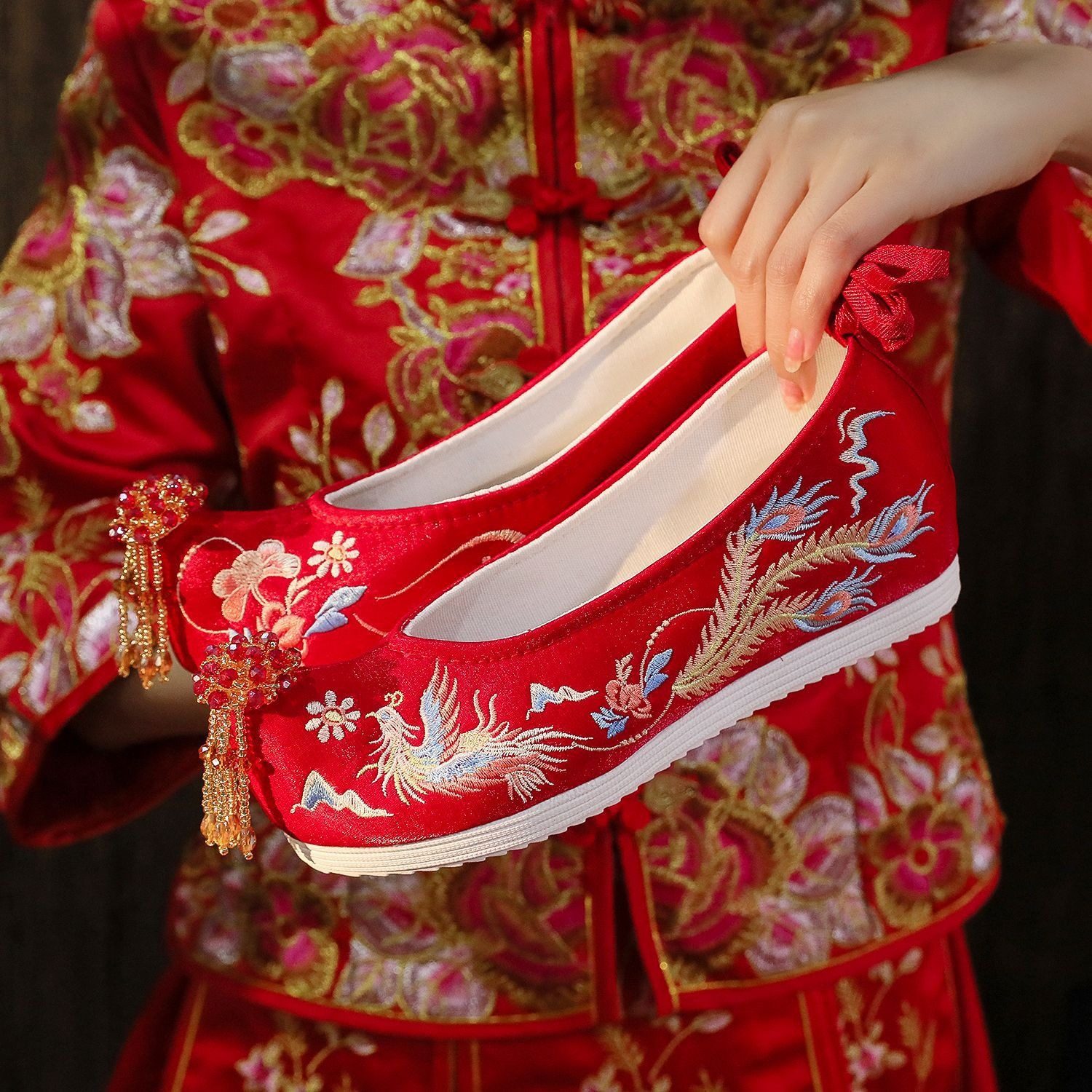 【凤凰】新款流苏汉服鞋古风绣花鞋新娘秀禾婚鞋中式内增高布鞋,女鞋,婚鞋,淘宝优惠券,粉丝福利购,淘宝优惠卷