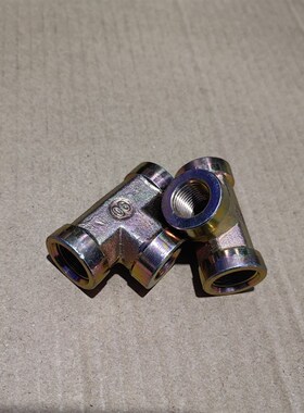 内丝三通中间zg1/4-两端zg3/8高压铁接头镀彩锌2分3分变径030203