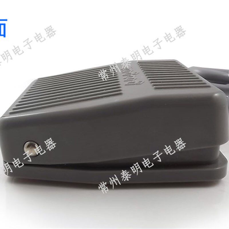 昌得脚踏点动电源踏板控制器CFS-201踩脚开关自复位带线1米脚控式