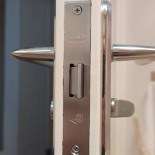 不锈钢大单舌浴室锁门老式重弹簧锁体铝合金5050门V锁大斜舌卫生