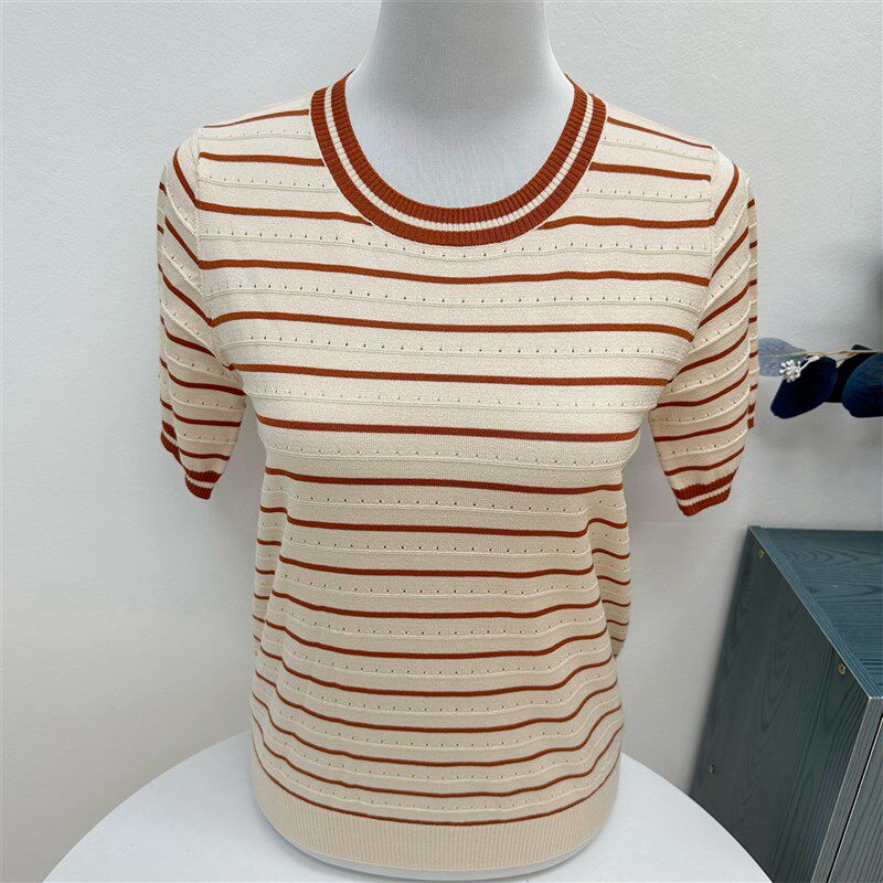 年轻妈妈夏装薄款冰丝条纹短袖T恤中年女装洋气针织小衫减龄上衣