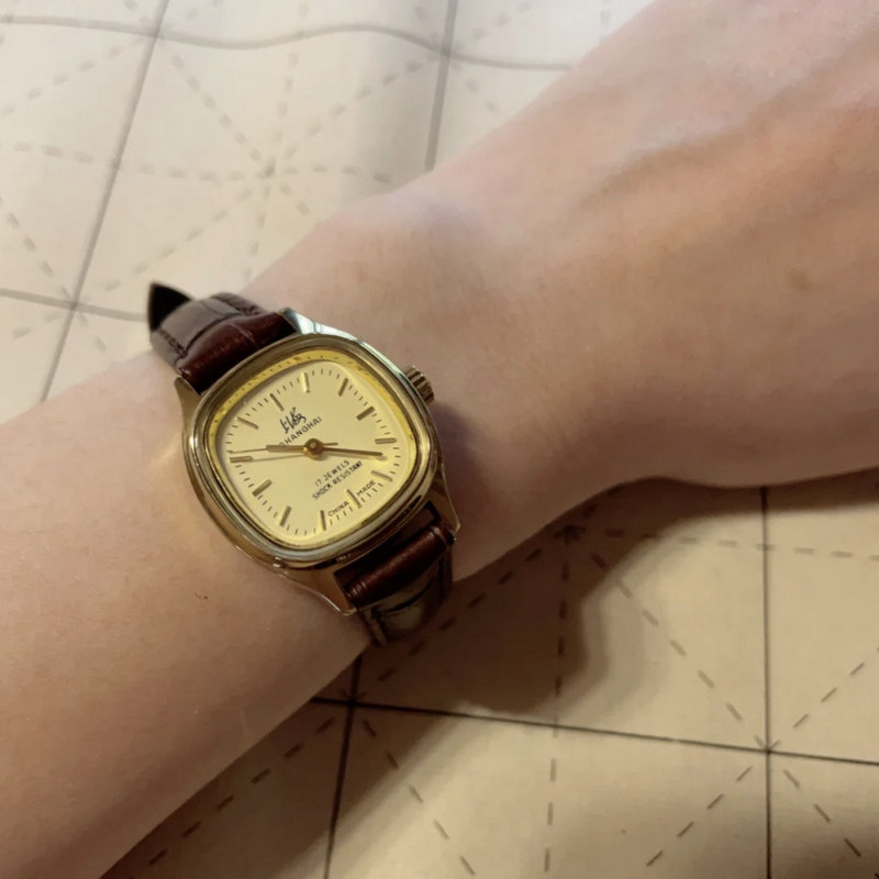 国产原装库存表5520机芯手动上弦机械女表复古怀旧表皮带钢带腕表