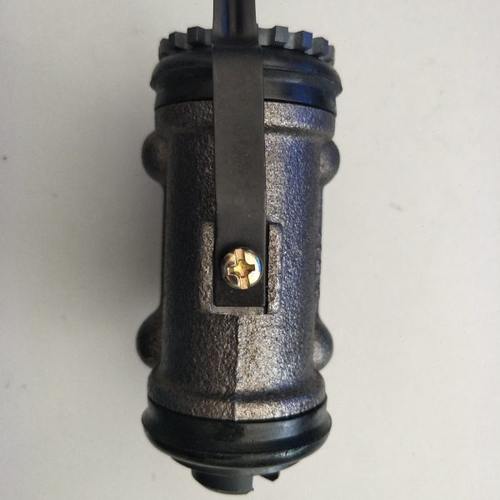 北京1041桥后轮刹车分泵