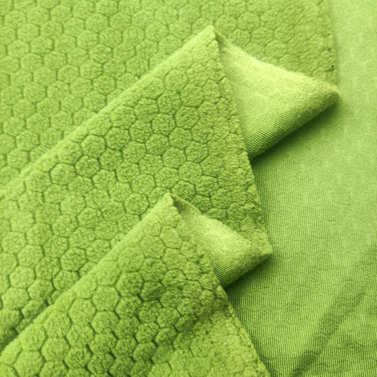 弹力提花足球格摇粒绒提花蜂巢六边形足球格氨纶单面摇粒绒布面料