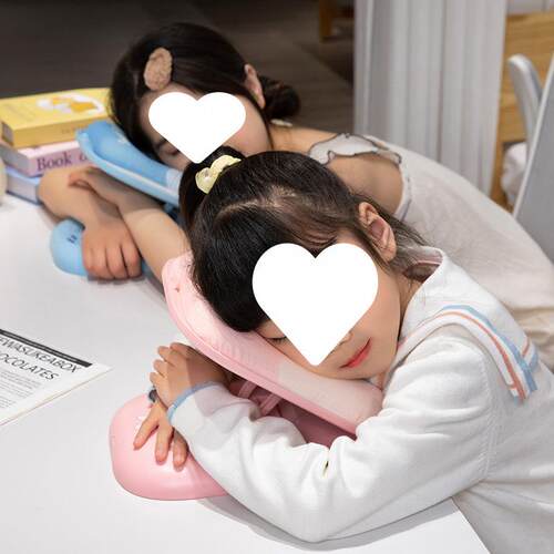 午睡趴睡枕小子学生枕桌上儿童午休头桌睡觉午睡趴趴WYG枕折枕叠