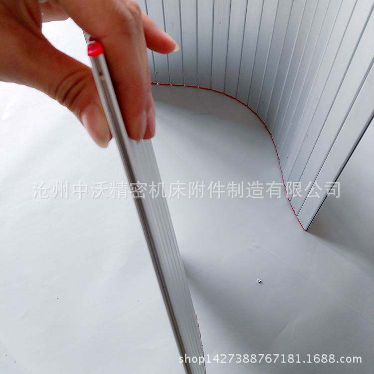 机床护罩卷帘式铝型材防尘罩车床铝帘子防护帘耐磨防水数控防崩溅