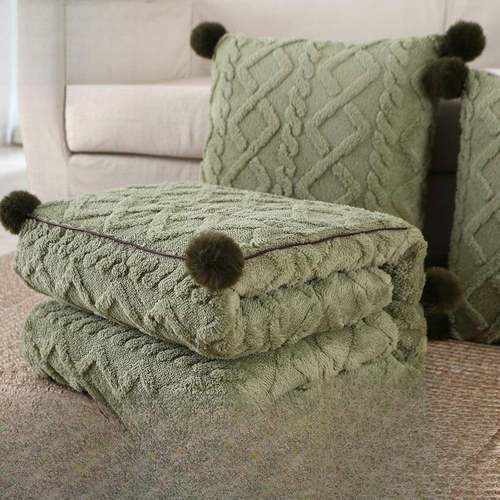 水晶绒抱枕被子午睡枕卧室毛毯被多功能枕头折叠毯靠垫靠枕空薇妍