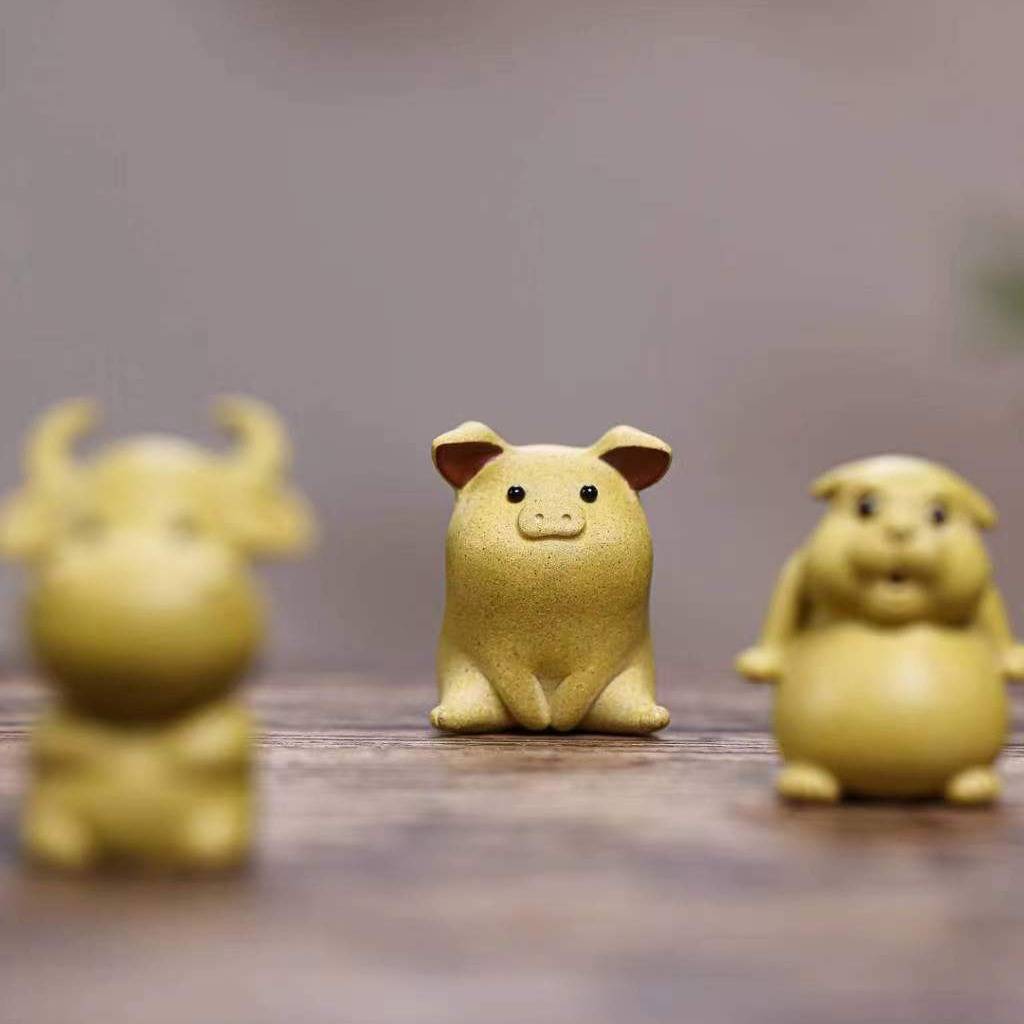 宜兴紫砂茶宠高端精品可养紫砂摆件生肖牛猪狗摆件茶玩茶桌摆件