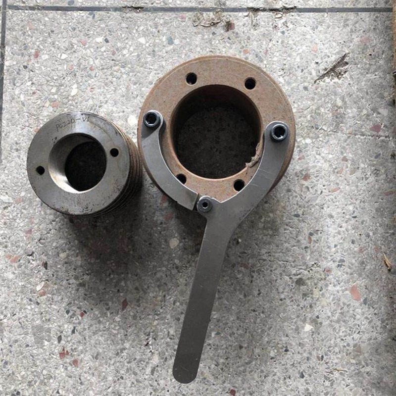 挖掘机维修换油封扳手工具拆卸液压油缸二抓专用油缸缸筒活塞扳手