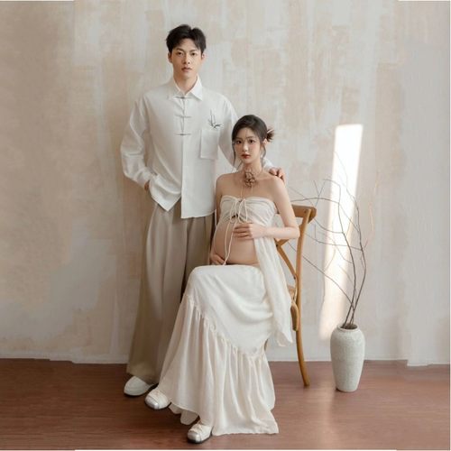 影楼孕妇照情侣写真主题新款复古法式氛围感艺术照在家拍摄影服装