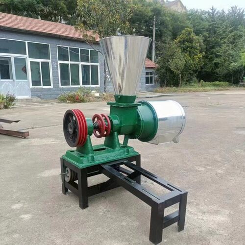 自吸式粉碎机 麸皮分离磨面机 锥型磨头磨粉打面机