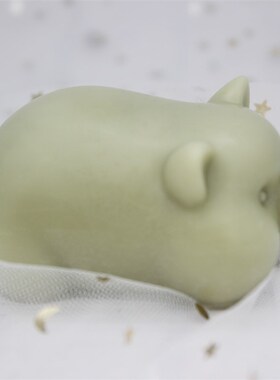 C1293小萌猪手工皂模香熏模巧克力蛋糕模饼干模慕斯烘焙硅胶模具
