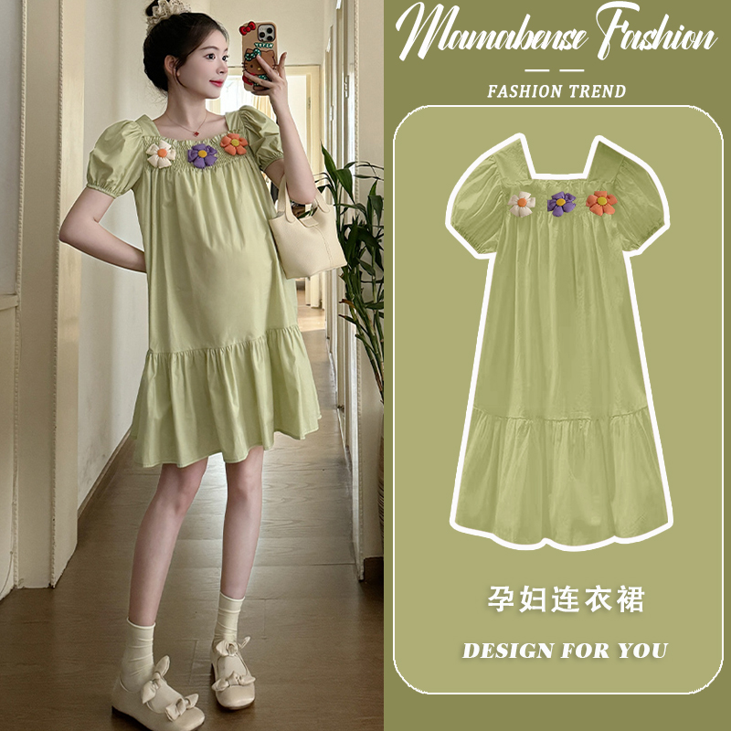 孕妇连衣裙短袖薄款法式方领绿色宽松遮肚减龄M中长款2024新款夏