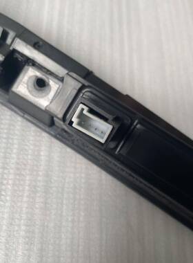 适用于BMWX手3后钥备箱手柄组件带匙按钮E83尾箱盖扣/行盖李98742