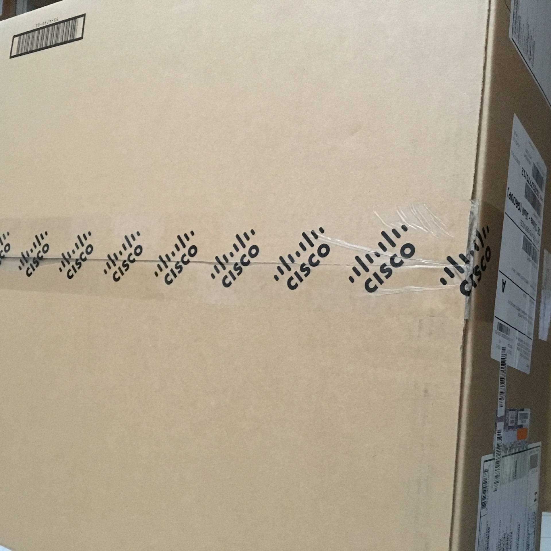 Catalyst C9300L-24T/24P/48T/48P/48PF-4G/4X-E/A 网络交换机