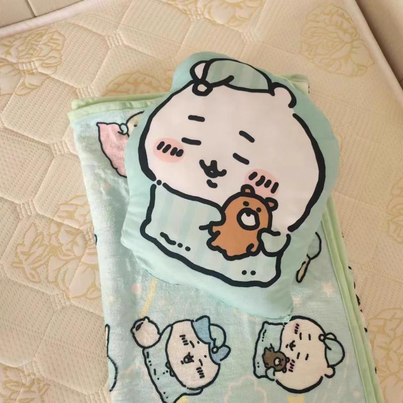 卡通chiikawa自潮熊吉伊卡哇二合一毛毯抱枕乌萨奇可爱午睡盖毯