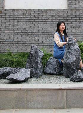 店铺仿真石头摆件商场假石头造景布置室内旱景软装黑山石橱窗装饰