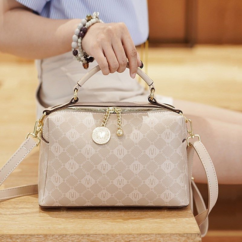 复古小众高级感包包女2024新款小方包春夏百搭单肩斜挎宽肩带女包,箱包皮具/热销女包/男包,通用款女包,淘宝优惠券,粉丝福利购,淘宝优惠卷